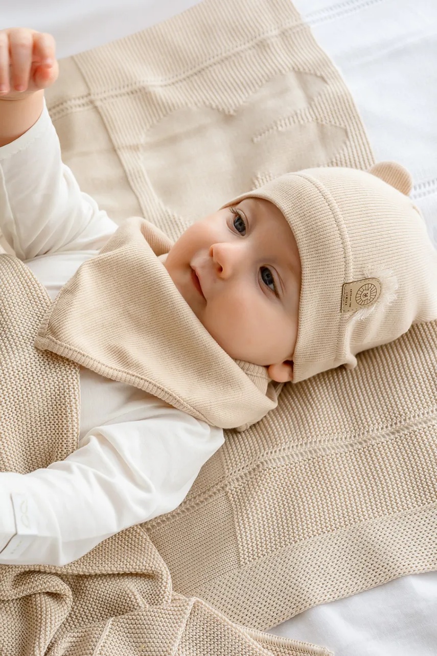 Детская шапка Jamiks FLORENTYN цвет бежевый из тонкого трикотажа JWH087