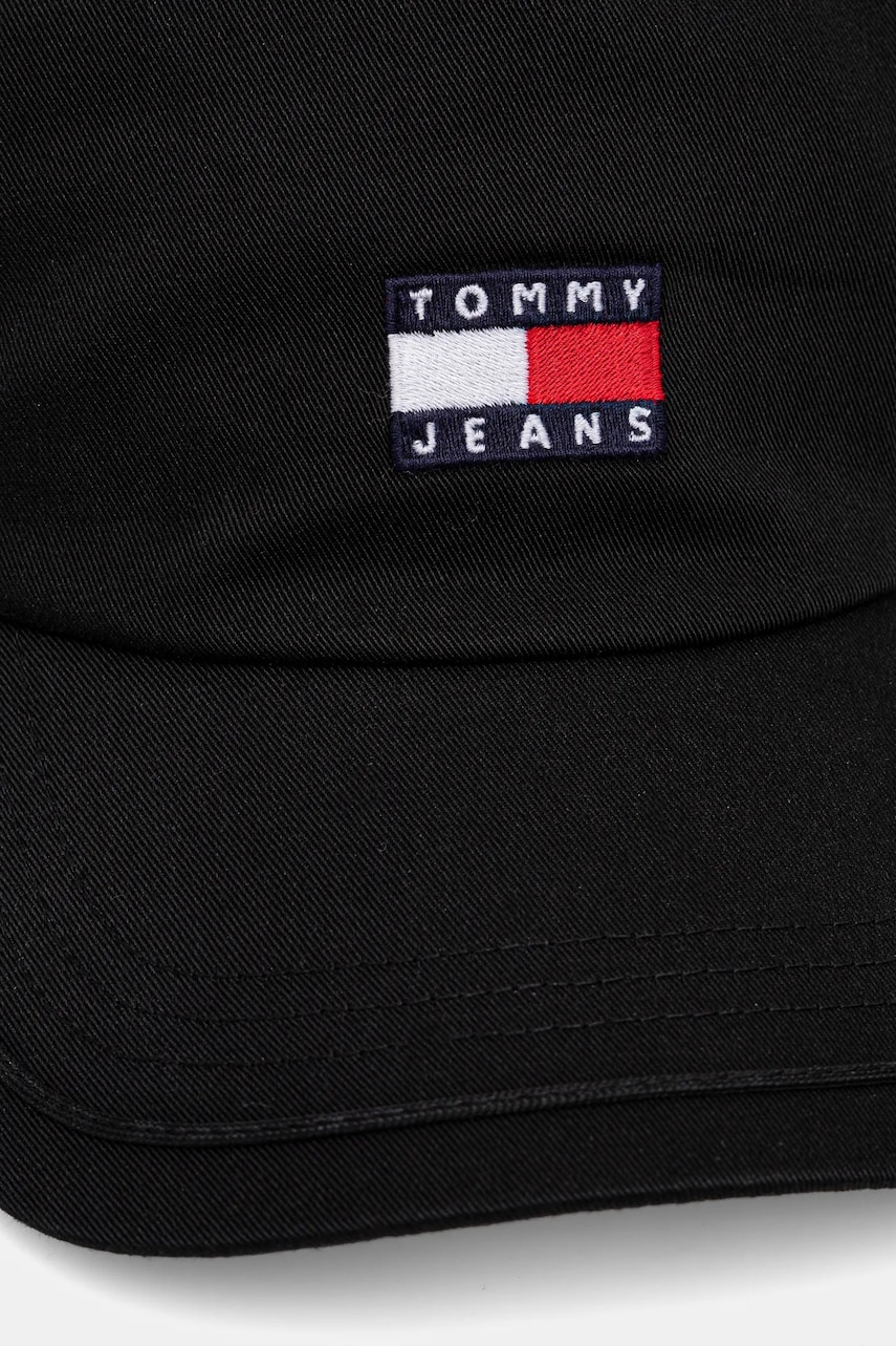 Кепка Tommy Jeans цвет чёрный с аппликацией AM0AM13287 Кепка Tommy Jeans цвет чёрный с аппликацией AM0AM13287