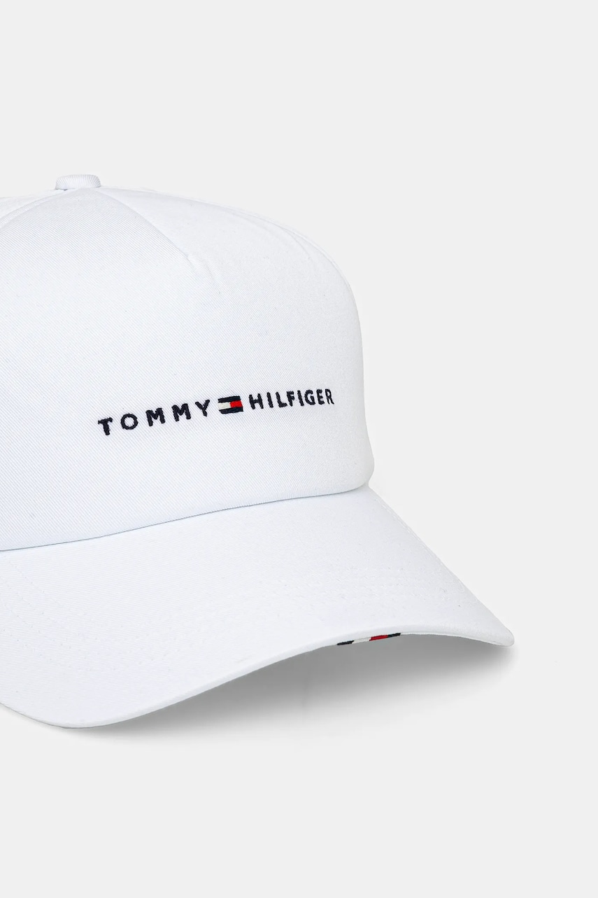 Хлопковая кепка Tommy Hilfiger цвет белый с аппликацией AM0AM13162 Хлопковая кепка Tommy Hilfiger цвет белый с аппликацией AM0AM13162