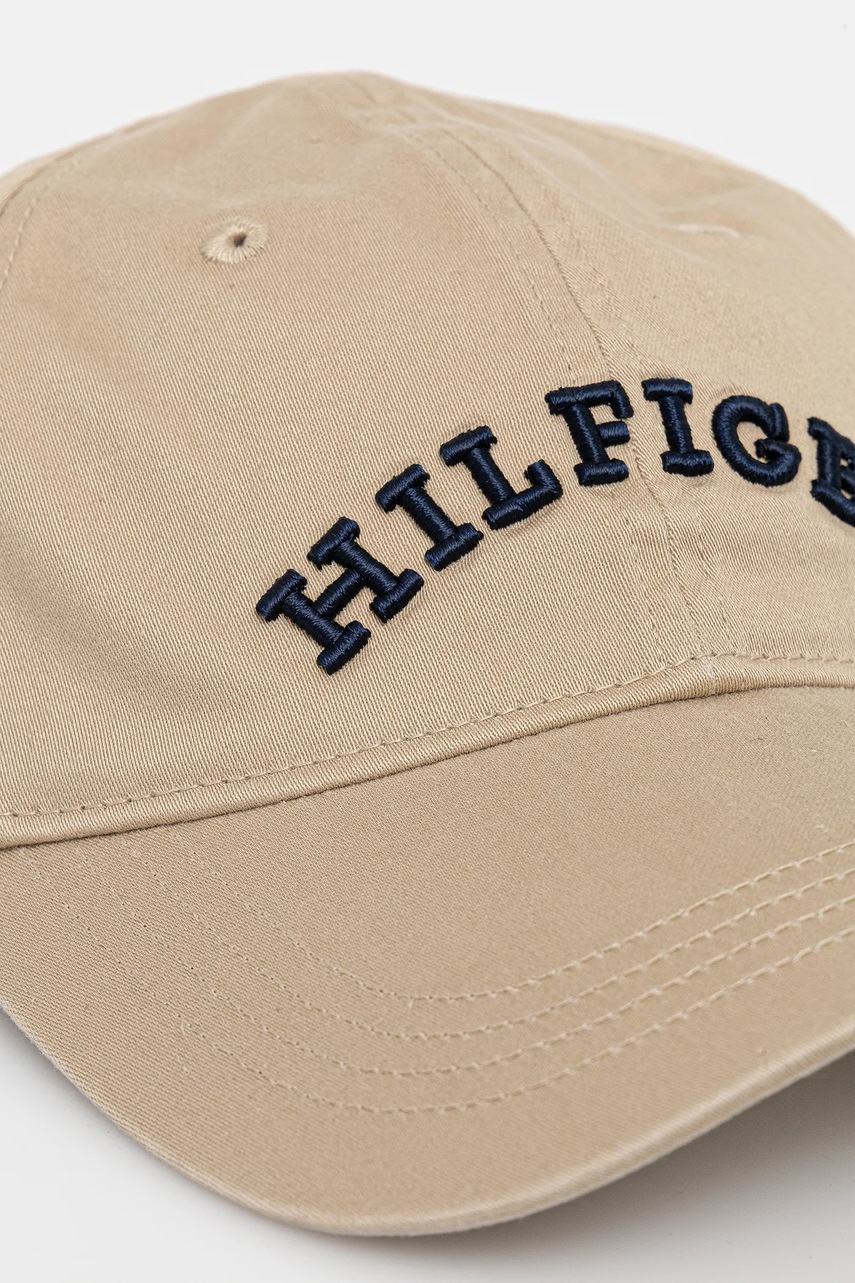 Хлопковая кепка Tommy Hilfiger цвет бежевый с аппликацией AM0AM13165 Хлопковая кепка Tommy Hilfiger цвет бежевый с аппликацией AM0AM13165