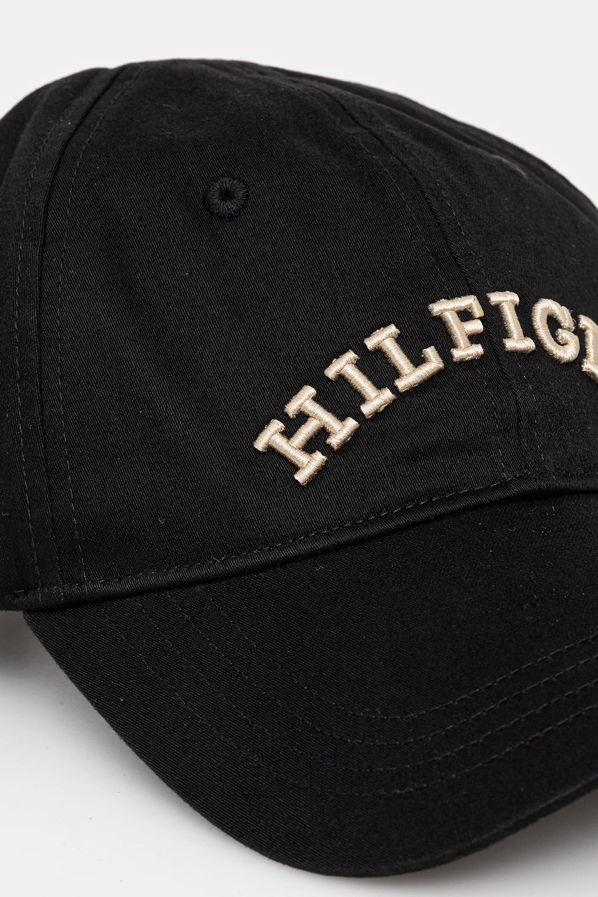Хлопковая кепка Tommy Hilfiger цвет чёрный с аппликацией AM0AM13165 Хлопковая кепка Tommy Hilfiger цвет чёрный с аппликацией AM0AM13165