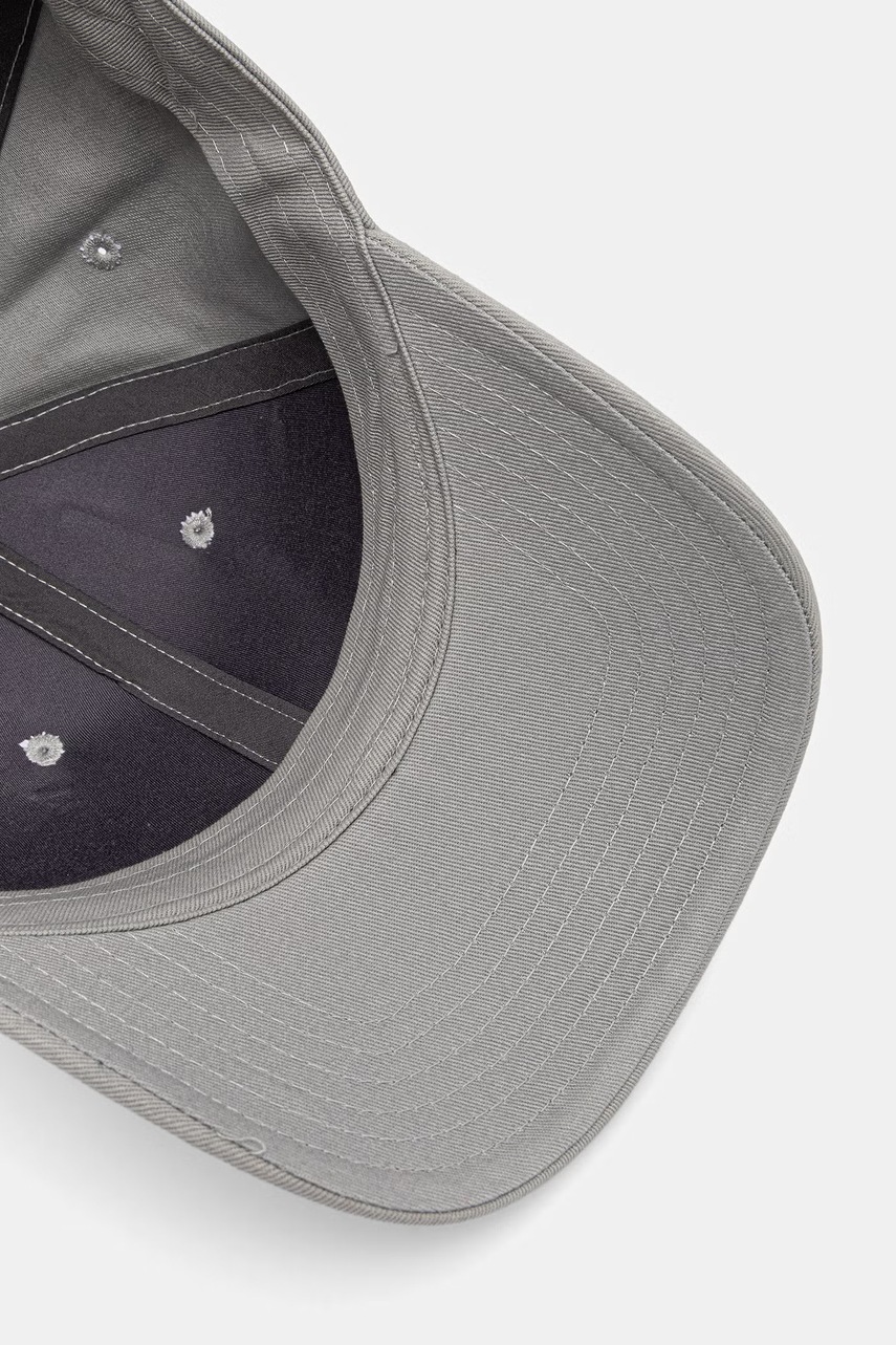 Under Armour čiapka so šiltom pánska bavlnená