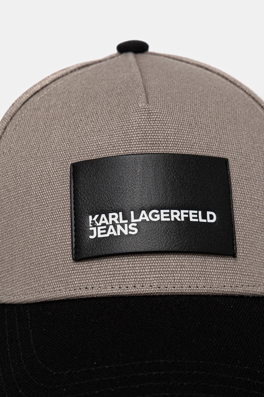Хлопковая кепка Karl Lagerfeld Jeans цвет серый с аппликацией A1W33138 Хлопковая кепка Karl Lagerfeld Jeans цвет серый с аппликацией A1W33138