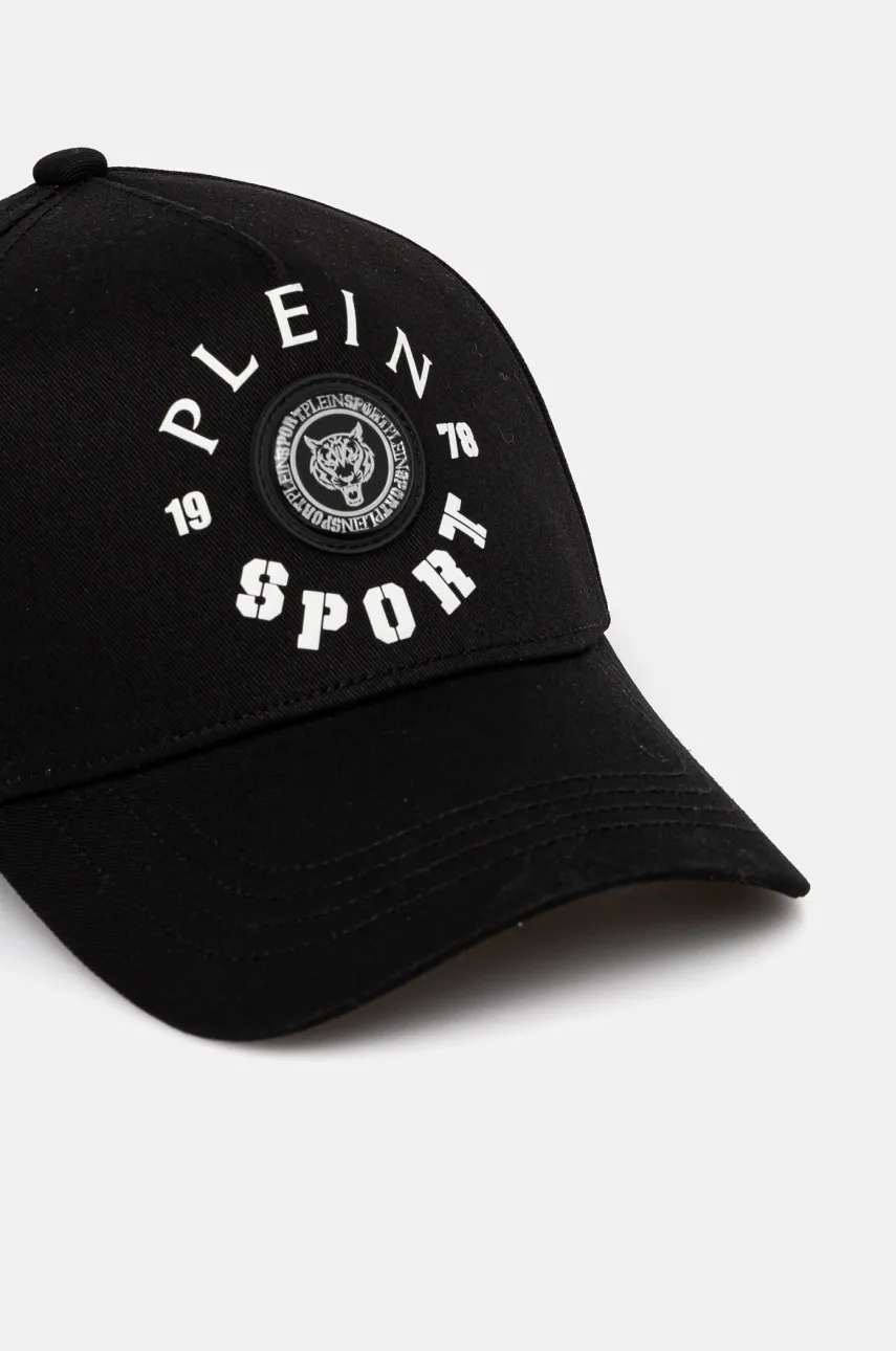 Хлопковая кепка PLEIN SPORT цвет чёрный с принтом SAEA UAC0643 STE003N Хлопковая кепка PLEIN SPORT цвет чёрный с принтом SAEA UAC0643 STE003N