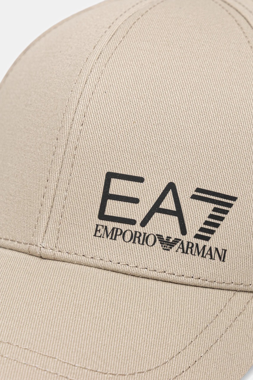 Хлопковая кепка EA7 Emporio Armani цвет бежевый с принтом AF11989.7X000005 Хлопковая кепка EA7 Emporio Armani цвет бежевый с принтом AF11989.7X000005