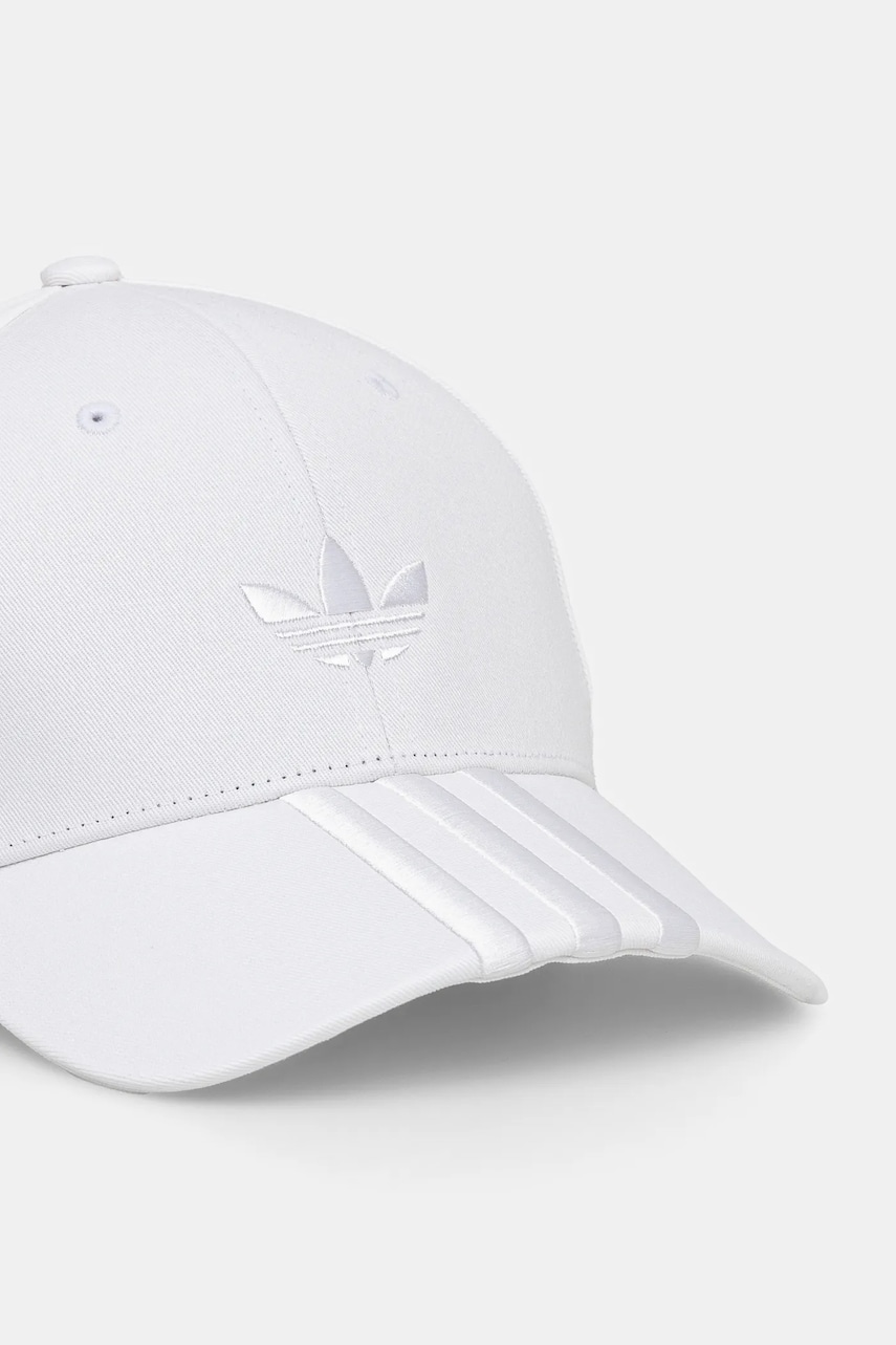 Хлопковая кепка adidas Originals BASEBALL цвет белый однотонная JN5832 Хлопковая кепка adidas Originals BASEBALL цвет белый однотонная JN5832