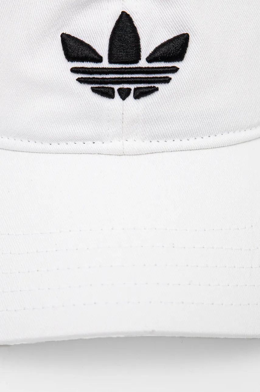 Кепка adidas Originals BASEBALL AC цвет белый однотонная JC6025 Кепка adidas Originals BASEBALL AC цвет белый однотонная JC6025