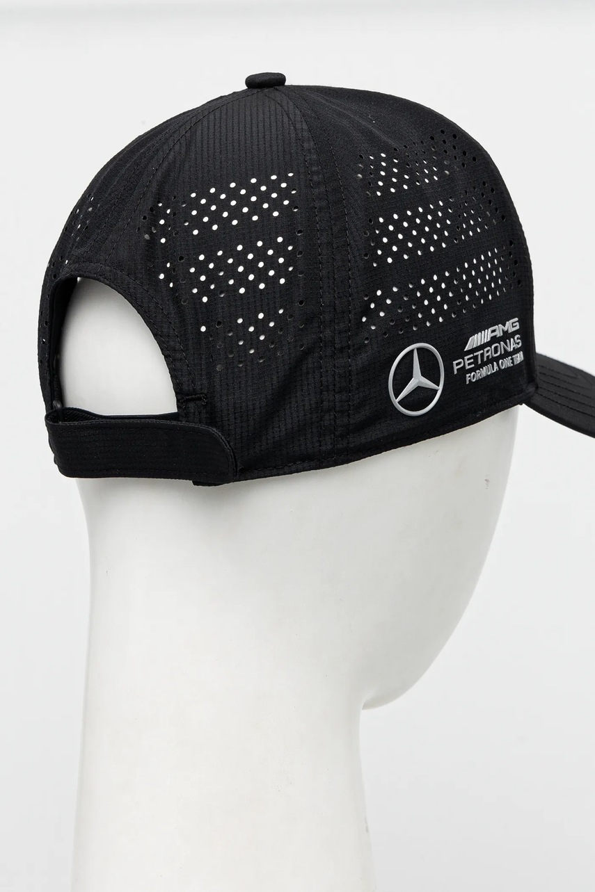 Kšiltovka adidas x Mercedes (obrázek 4)