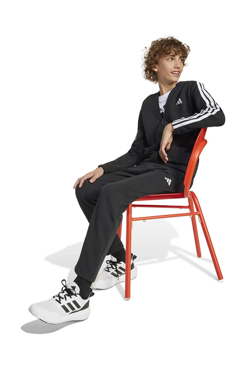 Παιδική φόρμα adidas φωτογραφία