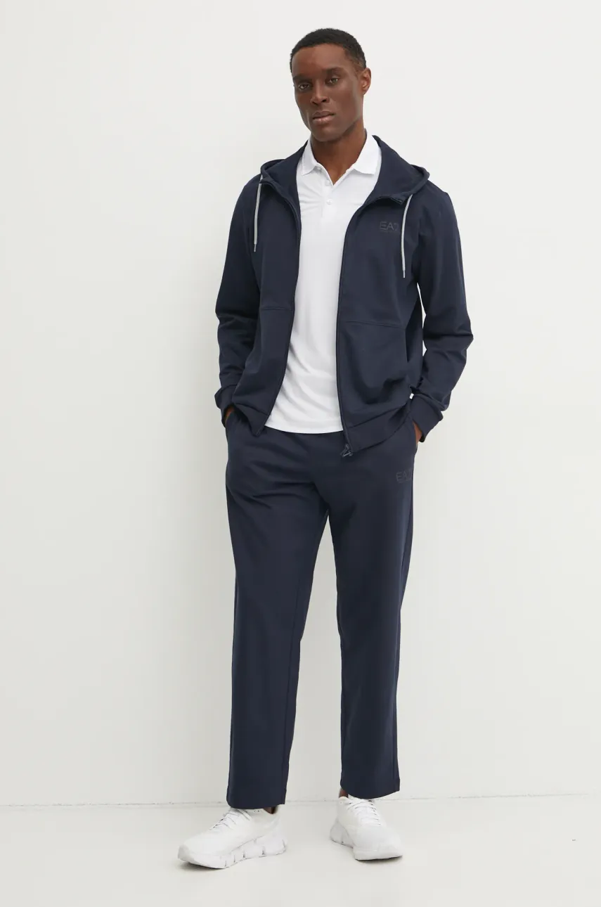 Хлопковый спортивный костюм EA7 Emporio Armani мужской цвет синий AF13512.7M000236 Хлопковый спортивный костюм EA7 Emporio Armani мужской цвет синий AF13512.7M000236