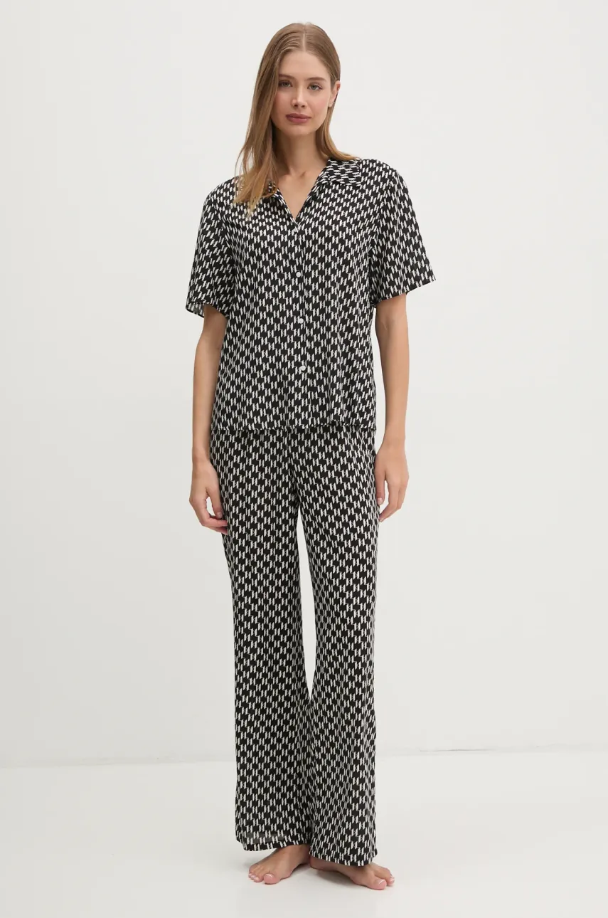 Рубашка Karl Lagerfeld женская цвет чёрный regular классический воротник A1W46044 Рубашка Karl Lagerfeld женская цвет чёрный regular классический воротник A1W46044