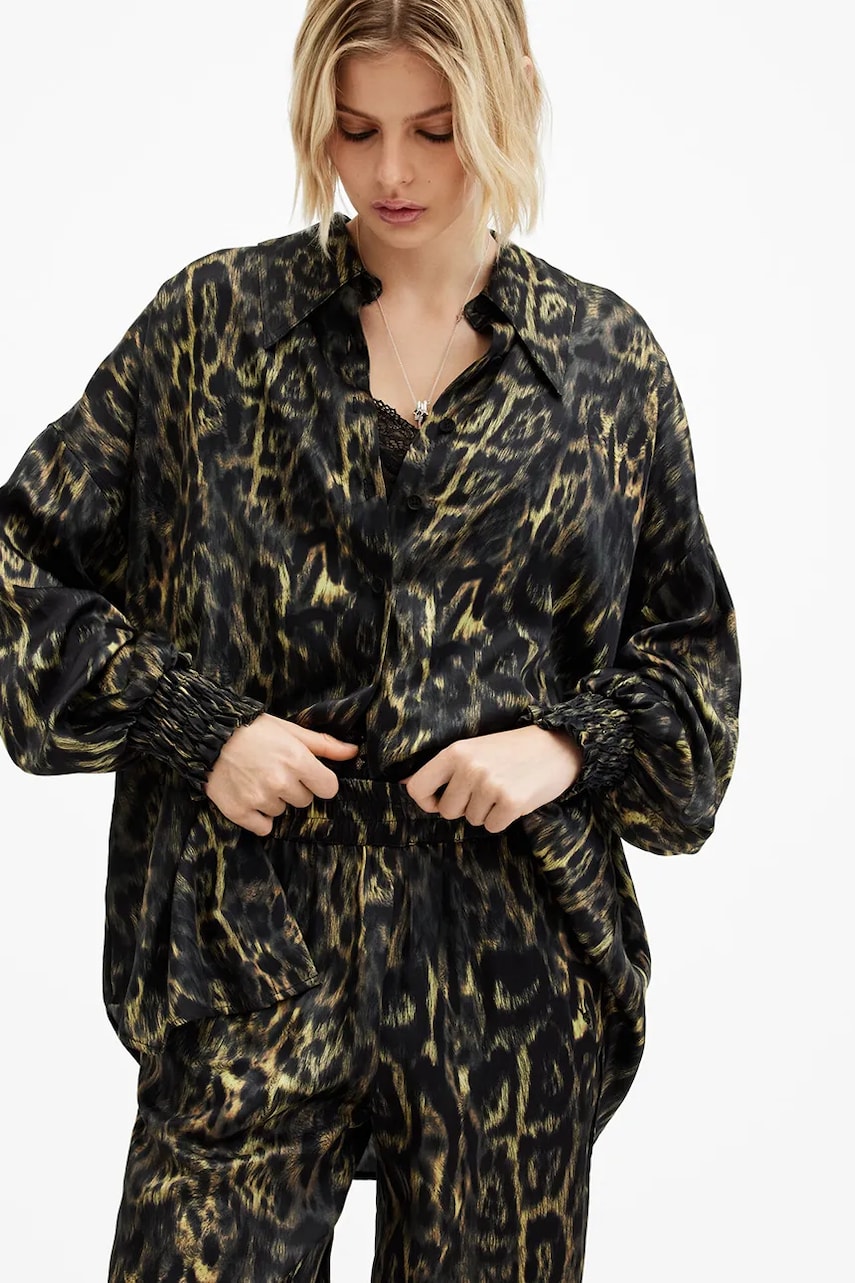 Рубашка с примесью шёлка AllSaints CHARLI relaxed классический воротник W050PB Рубашка с примесью шёлка AllSaints CHARLI relaxed классический воротник W050PB