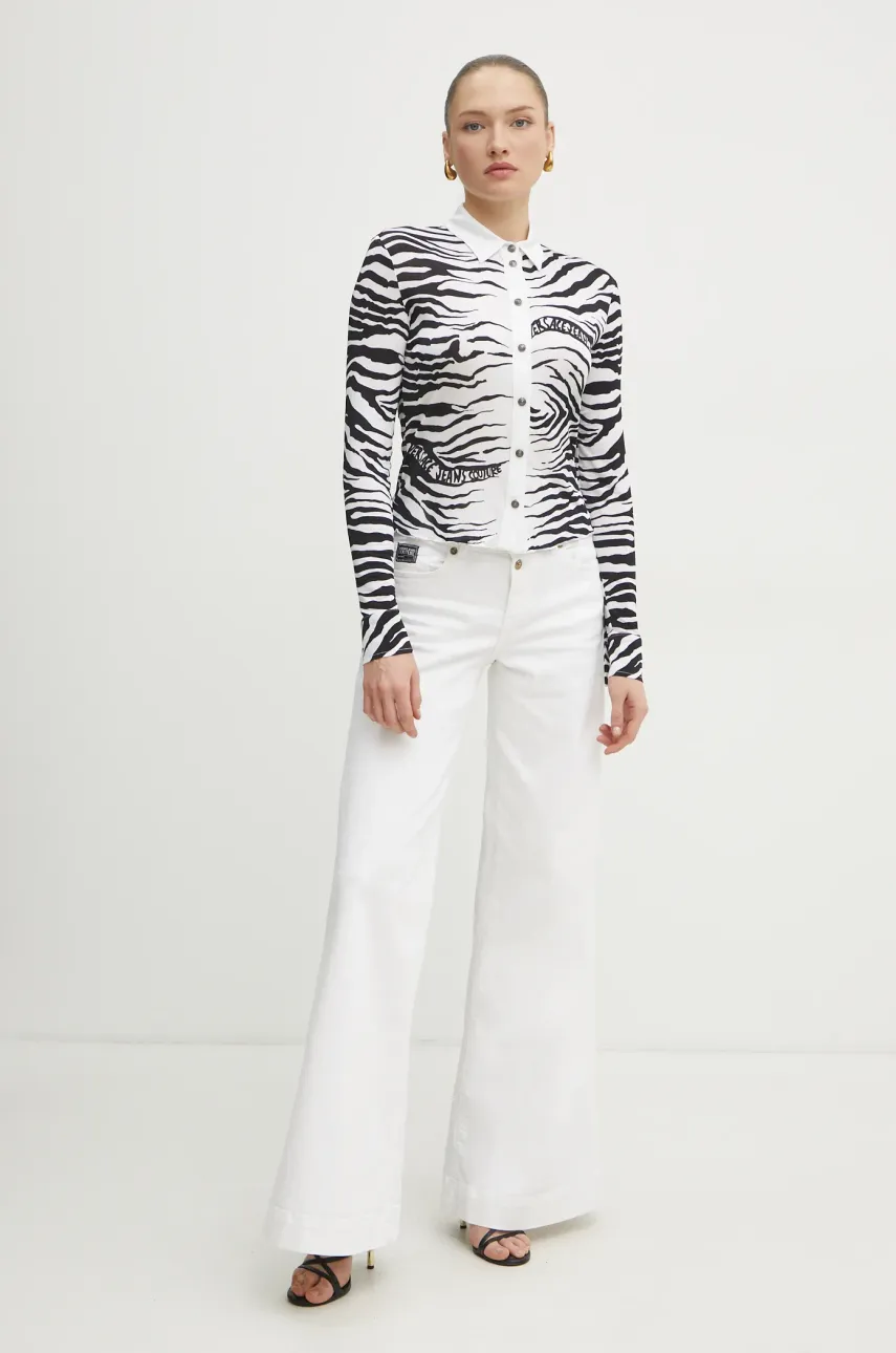 Рубашка Versace Jeans Couture женская цвет белый regular классический воротник 78HAL2P3 JS468 Рубашка Versace Jeans Couture женская цвет белый regular классический воротник 78HAL2P3 JS468