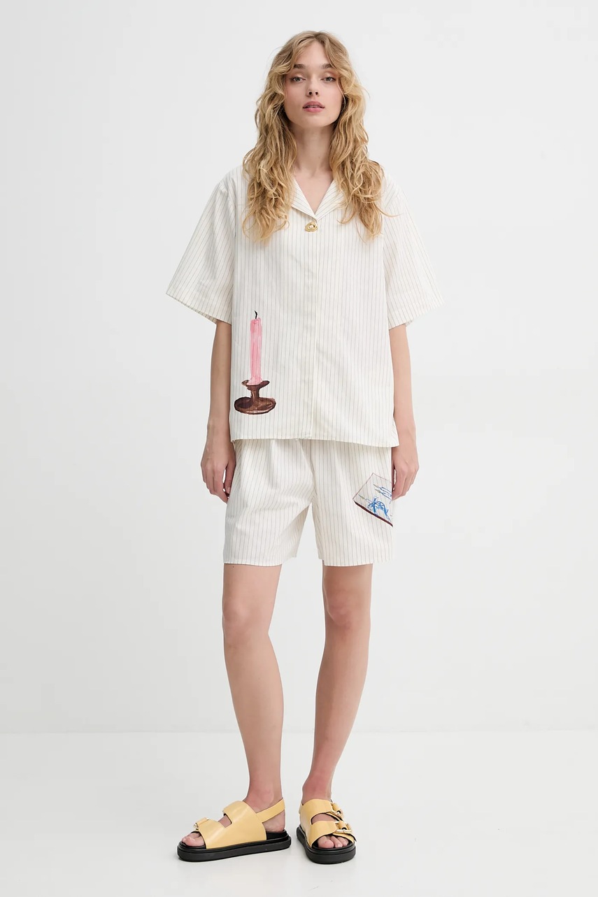 Хлопковая рубашка Stine Goya цвет бежевый relaxed классический воротник SG-SS25-S016-2339 Хлопковая рубашка Stine Goya цвет бежевый relaxed классический воротник SG-SS25-S016-2339
