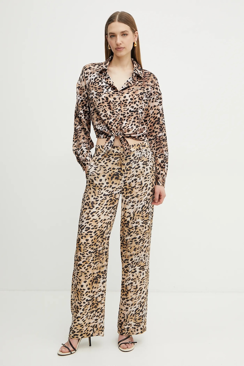 Рубашка Guess JUN женская цвет бежевый relaxed классический воротник W5GH0I WH9C2 Рубашка Guess JUN женская цвет бежевый relaxed классический воротник W5GH0I WH9C2