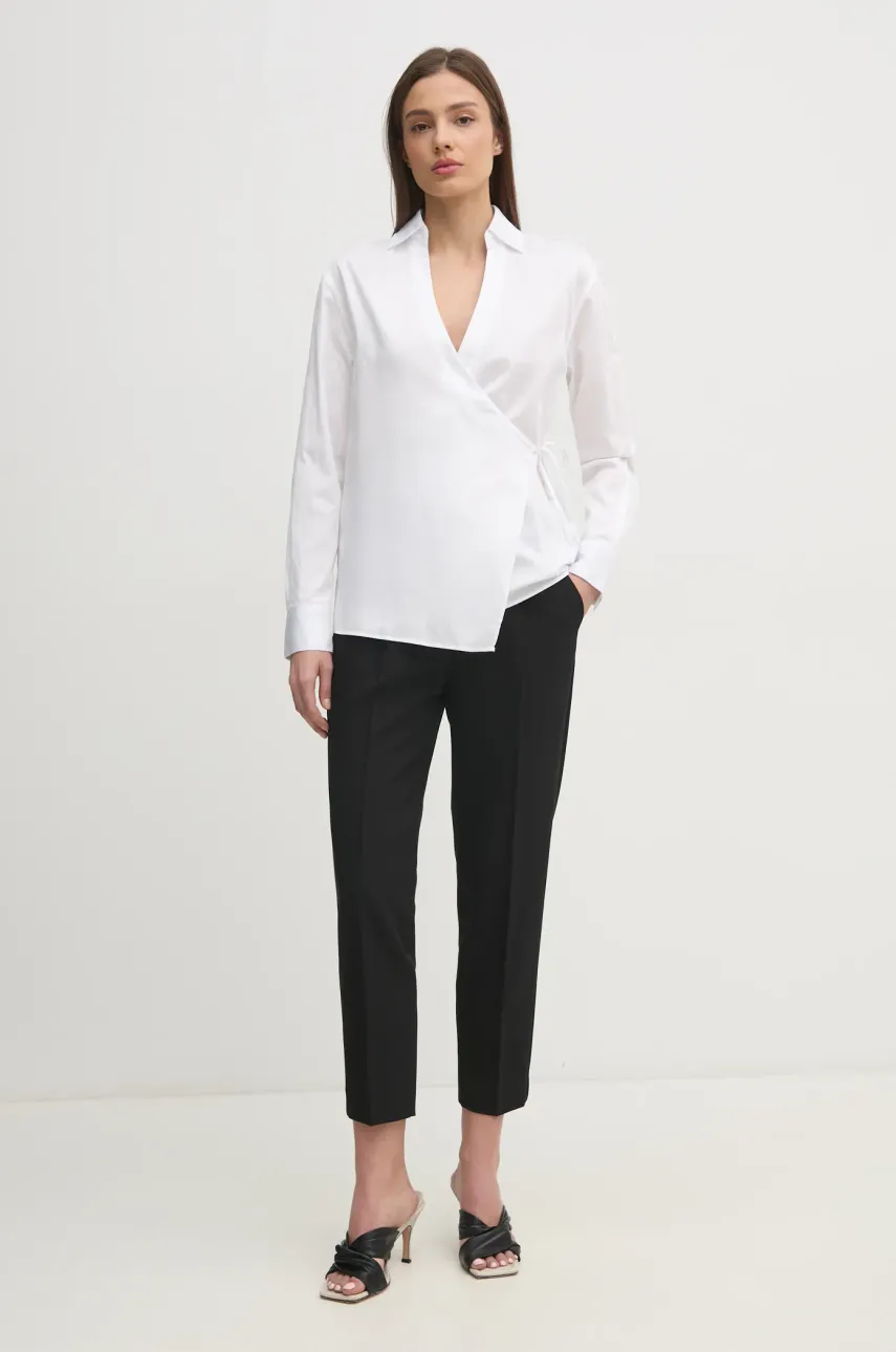 Хлопковая рубашка Calvin Klein женская цвет белый relaxed классический воротник K20K208226 Хлопковая рубашка Calvin Klein женская цвет белый relaxed классический воротник K20K208226