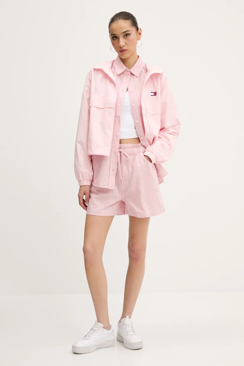Рубашка с примесью льна Tommy Jeans цвет розовый regular классический воротник DW0DW20292 Рубашка с примесью льна Tommy Jeans цвет розовый regular классический воротник DW0DW20292