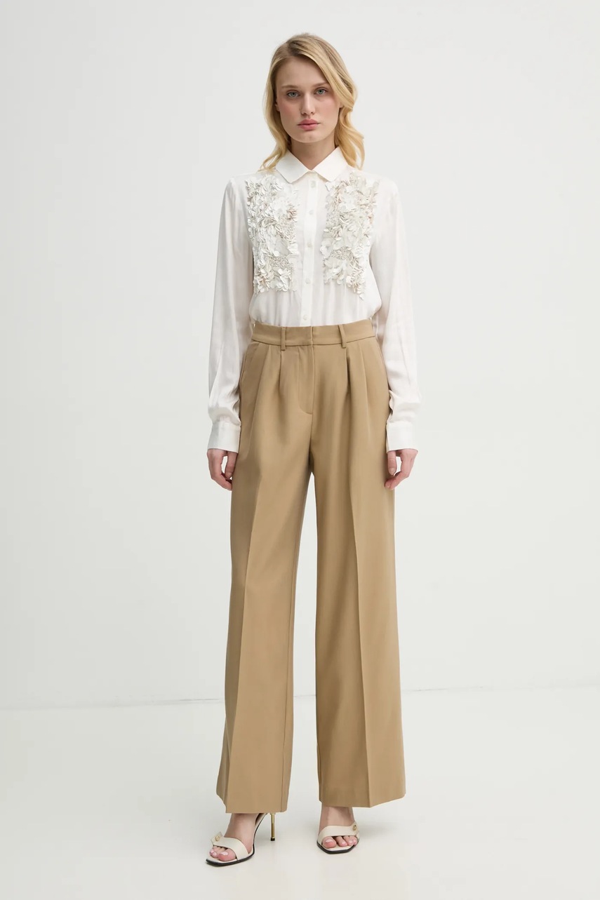 Рубашка Bruuns Bazaar женская цвет бежевый regular классический воротник BBW4374