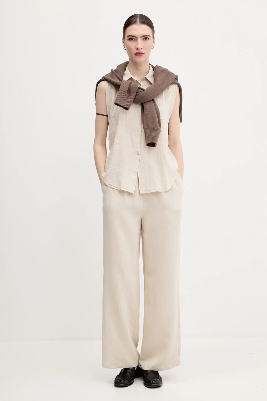 Рубашка United Colors of Benetton цвет бежевый regular классический воротник 5ONVDQ0C1