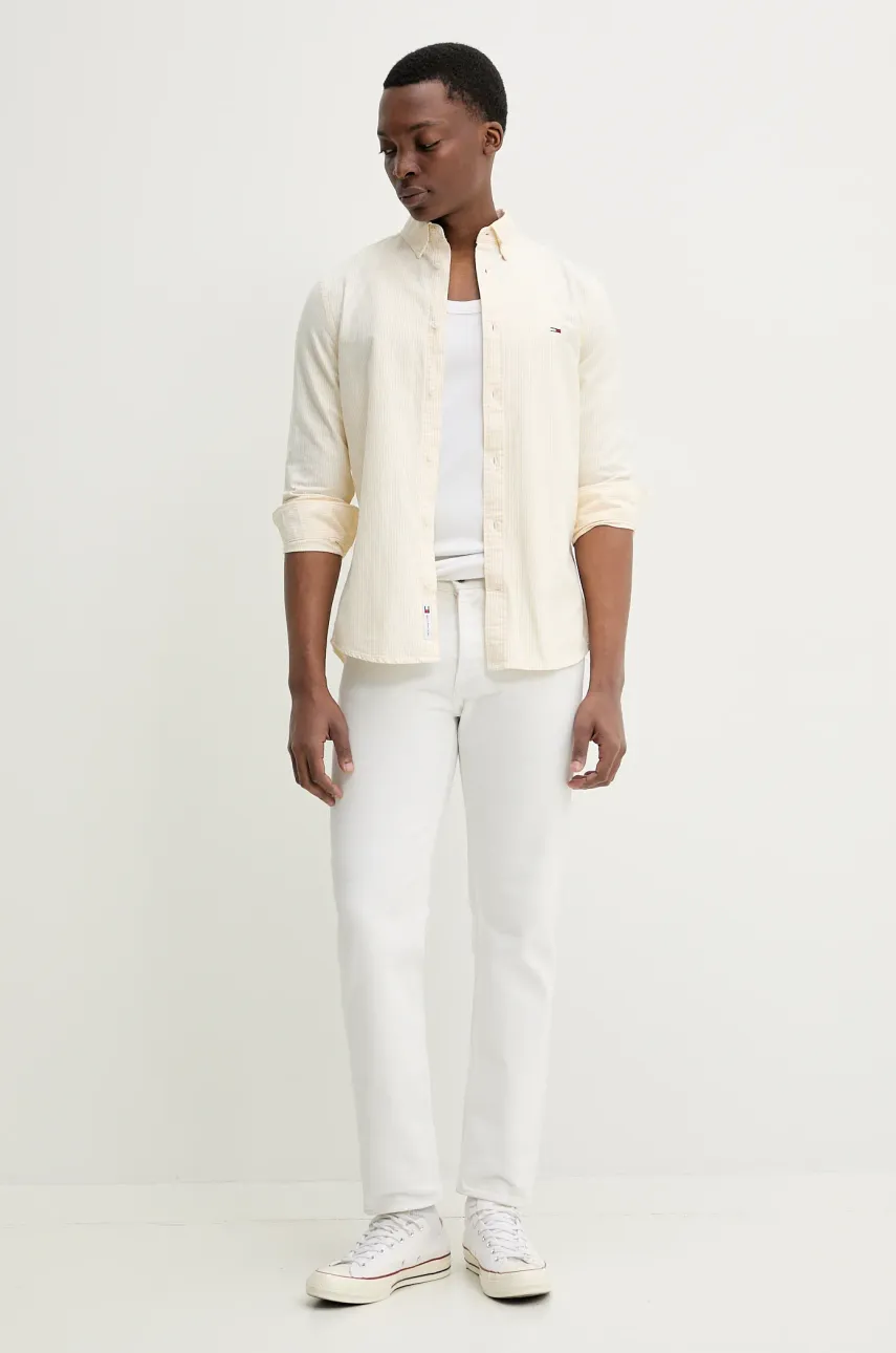 Хлопковая рубашка Tommy Jeans мужская цвет жёлтый slim воротник button-down DM0DM20668 Хлопковая рубашка Tommy Jeans мужская цвет жёлтый slim воротник button-down DM0DM20668