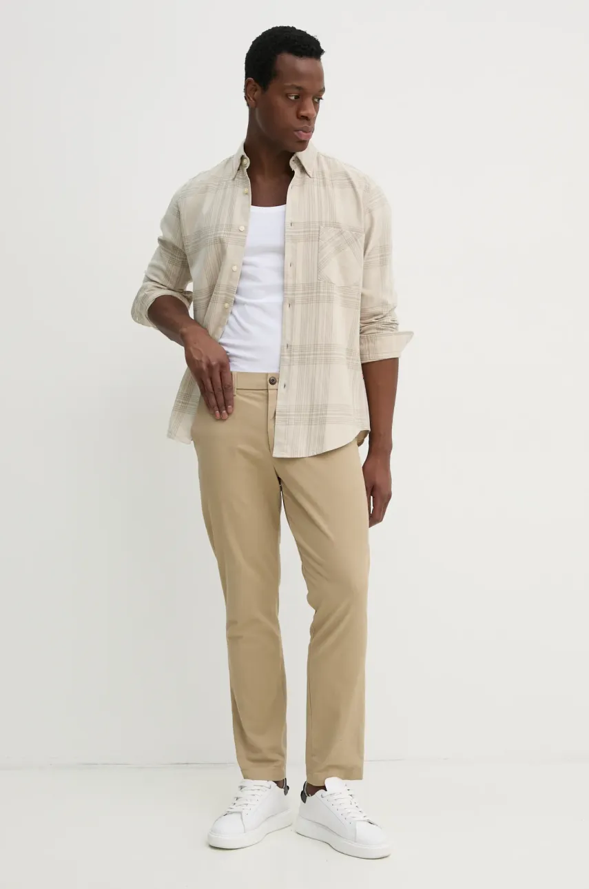 Хлопковая рубашка BOSS Orange мужская цвет бежевый regular воротник button-down 50530843 Хлопковая рубашка BOSS Orange мужская цвет бежевый regular воротник button-down 50530843