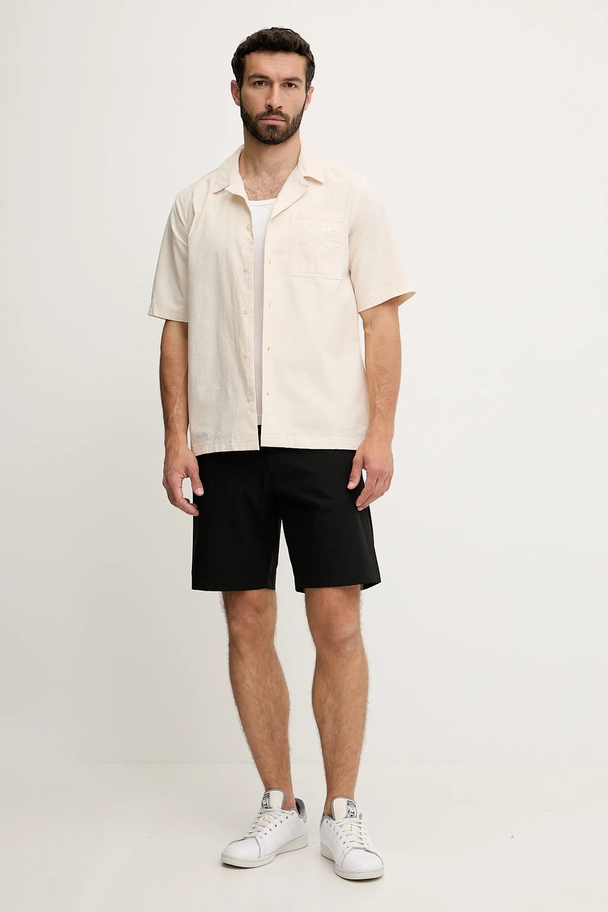 Хлопковая рубашка adidas Originals Essential цвет бежевый relaxed классический воротник JD2456
