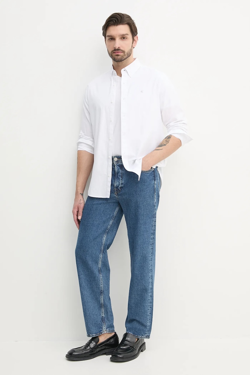 Рубашка Calvin Klein Jeans мужская цвет белый regular воротник button-down LV040EM125 Рубашка Calvin Klein Jeans мужская цвет белый regular воротник button-down LV040EM125