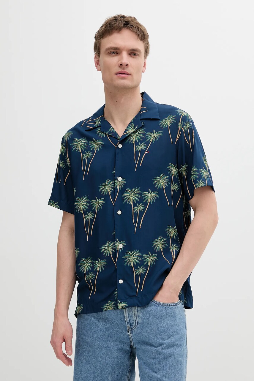 Levně Košile Tommy Hilfiger pánská, tmavomodrá barva, regular, s klasickým límcem, MW0MW38580