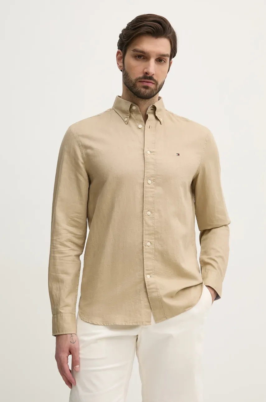 Levně Košile s příměsí lnu Tommy Hilfiger pánská, béžová barva, regular, s límečkem button-down, MW0MW40702