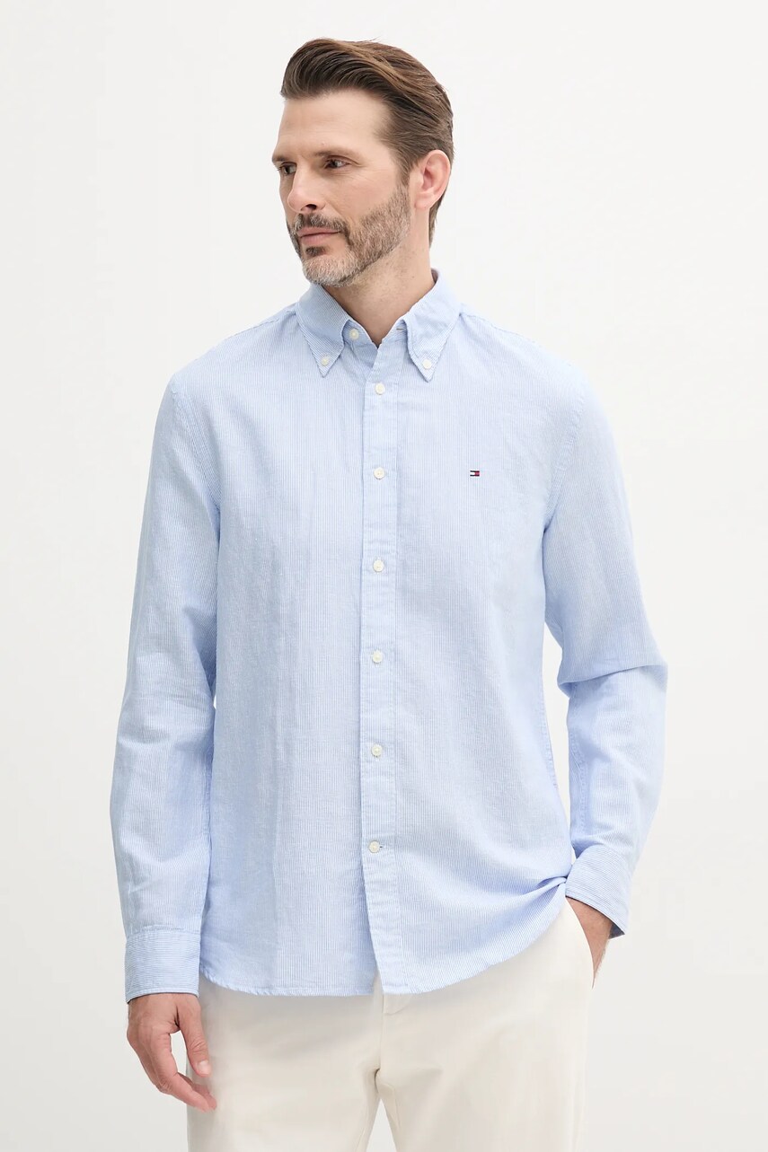 Levně Košile s příměsí lnu Tommy Hilfiger pánská, modrá barva, regular, s límečkem button-down, MW0MW40704