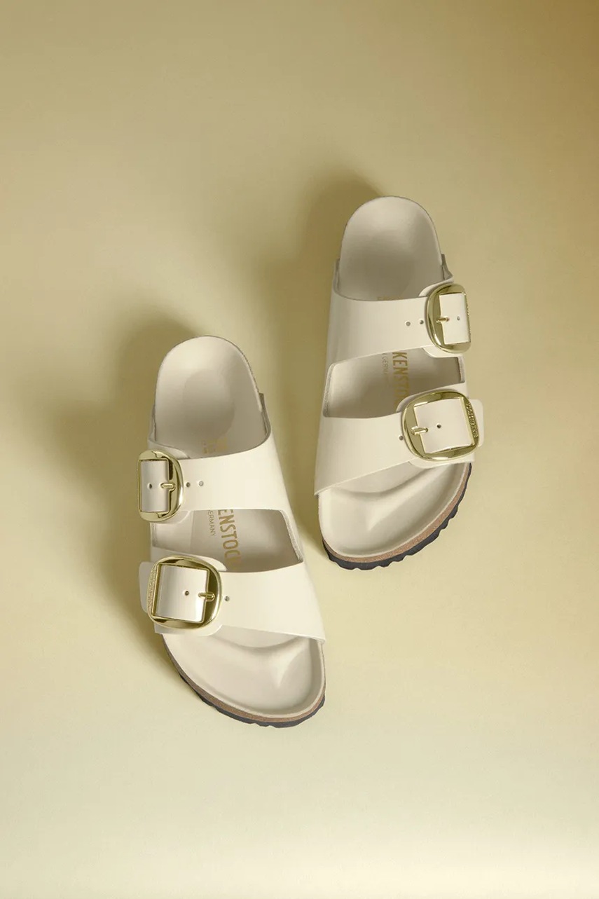 Шкіряні шльопанці Birkenstock Arizona Big Buckle жіночі колір бежевий 1026173 
