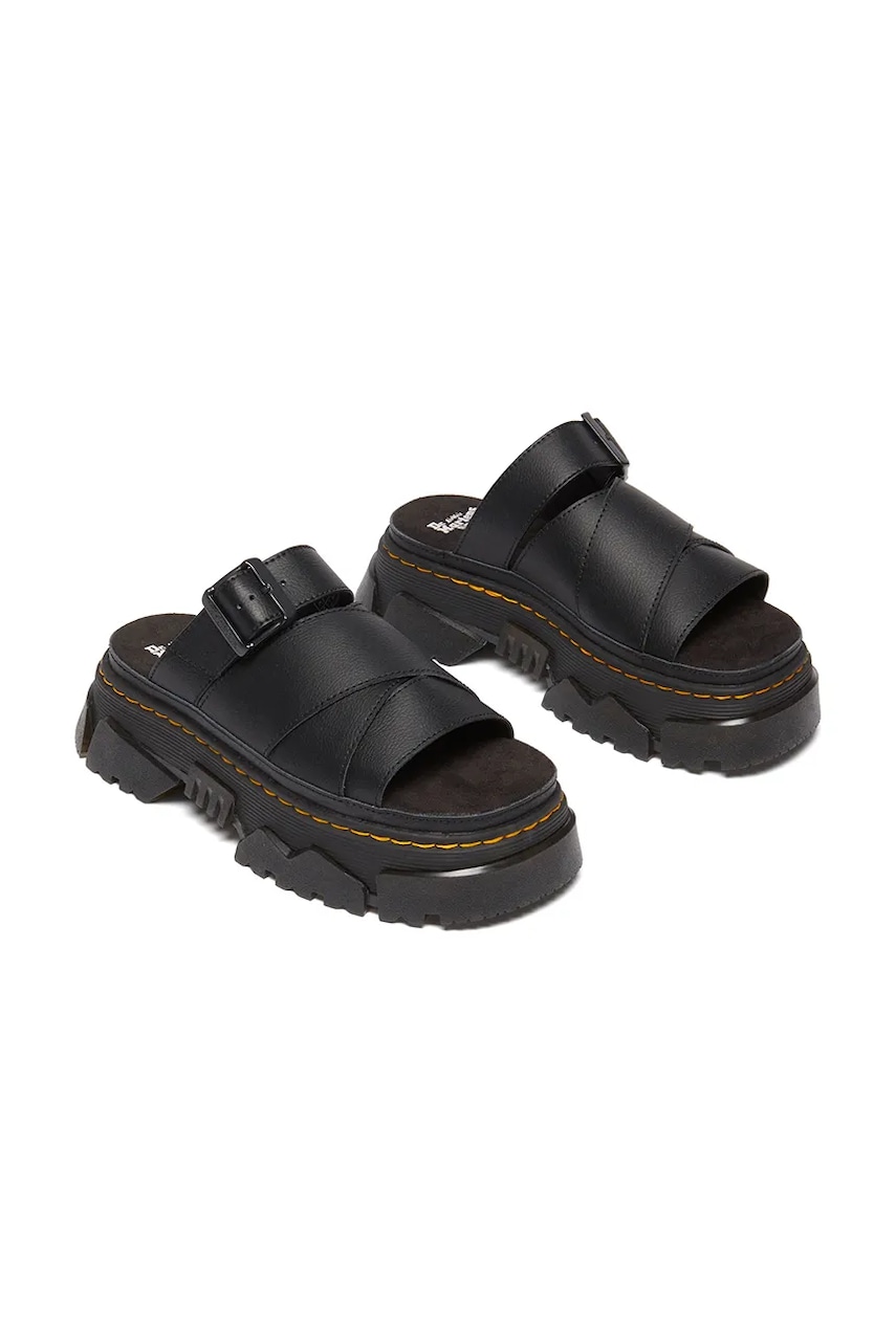 Шлепанцы Dr. Martens Mattison цвет чёрный на платформе DM40900001 Шлепанцы Dr. Martens Mattison цвет чёрный на платформе DM40900001