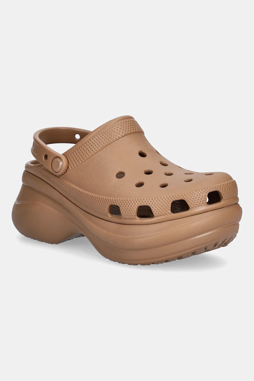 Crocs papuci Classic Bae Clog culoarea maro, cu platforma, 206302