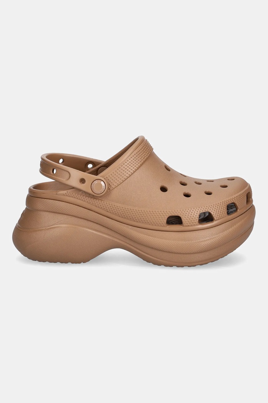 Шлепанцы Crocs Classic Bae Clog цвет коричневый на платформе 206302