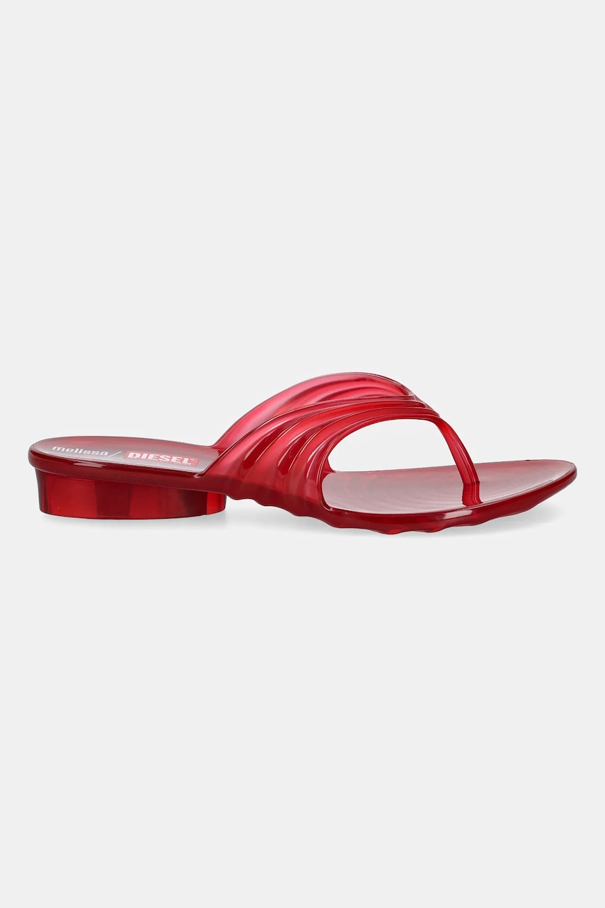 Вьетнамки Melissa MELISSA FLIP FLOP DIESEL AD цвет красный на плоском ходу M 36151 Вьетнамки Melissa MELISSA FLIP FLOP DIESEL AD цвет красный на плоском ходу M 36151