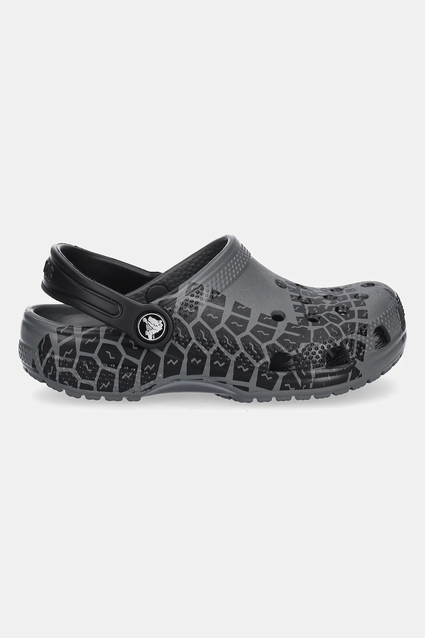 Детские шлепанцы Crocs CLASSIC TIRE PRINT CLOG KIDS цвет серый 211261 Детские шлепанцы Crocs CLASSIC TIRE PRINT CLOG KIDS цвет серый 211261