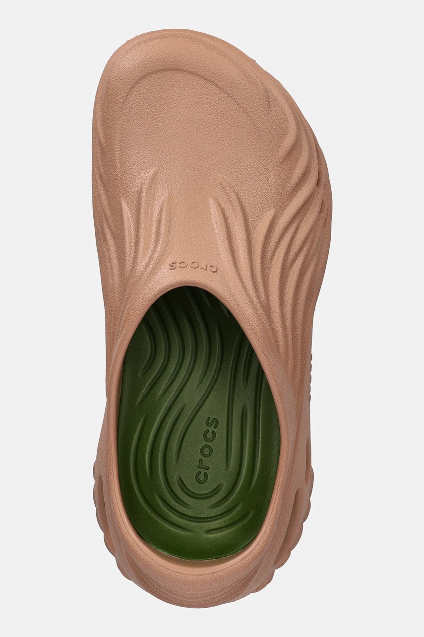 Παντόφλες Crocs Echo Wave Clog χρώμα: καφέ, 210521.2CC φωτογραφία