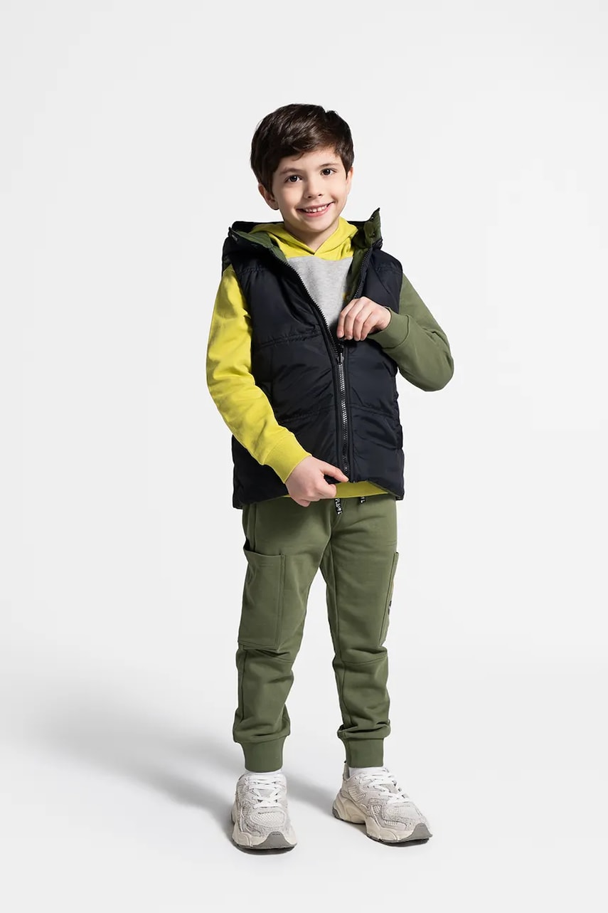 Coccodrillo vesta cu doua fete pentru copii culoarea negru, OUTERWEAR BOY KIDS Coccodrillo vesta cu doua fete pentru copii culoarea negru, OUTERWEAR BOY KIDS