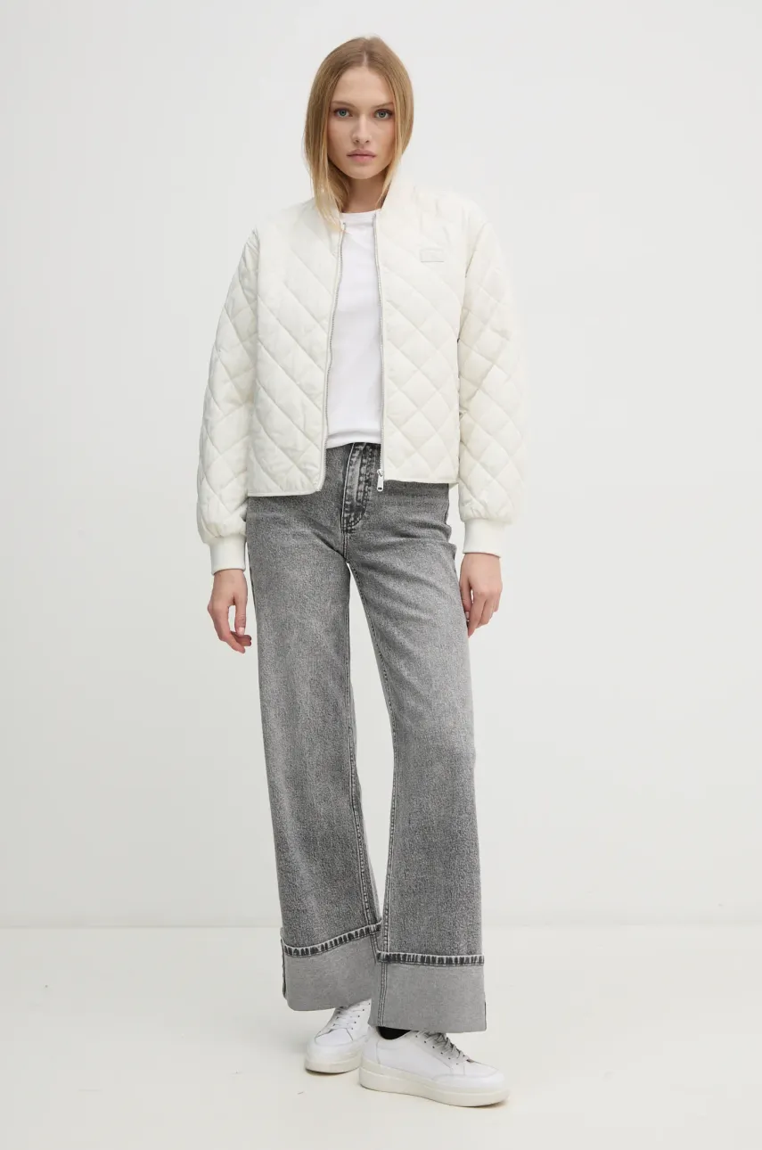 Куртка Calvin Klein Jeans женская цвет бежевый переходная oversize J20J224701 Куртка Calvin Klein Jeans женская цвет бежевый переходная oversize J20J224701