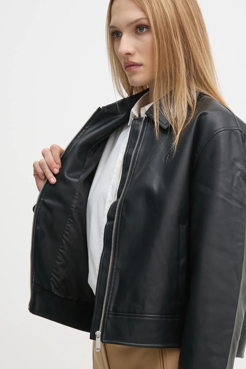 Куртка Calvin Klein Jeans жіноча колір чорний перехідна J20J224709 