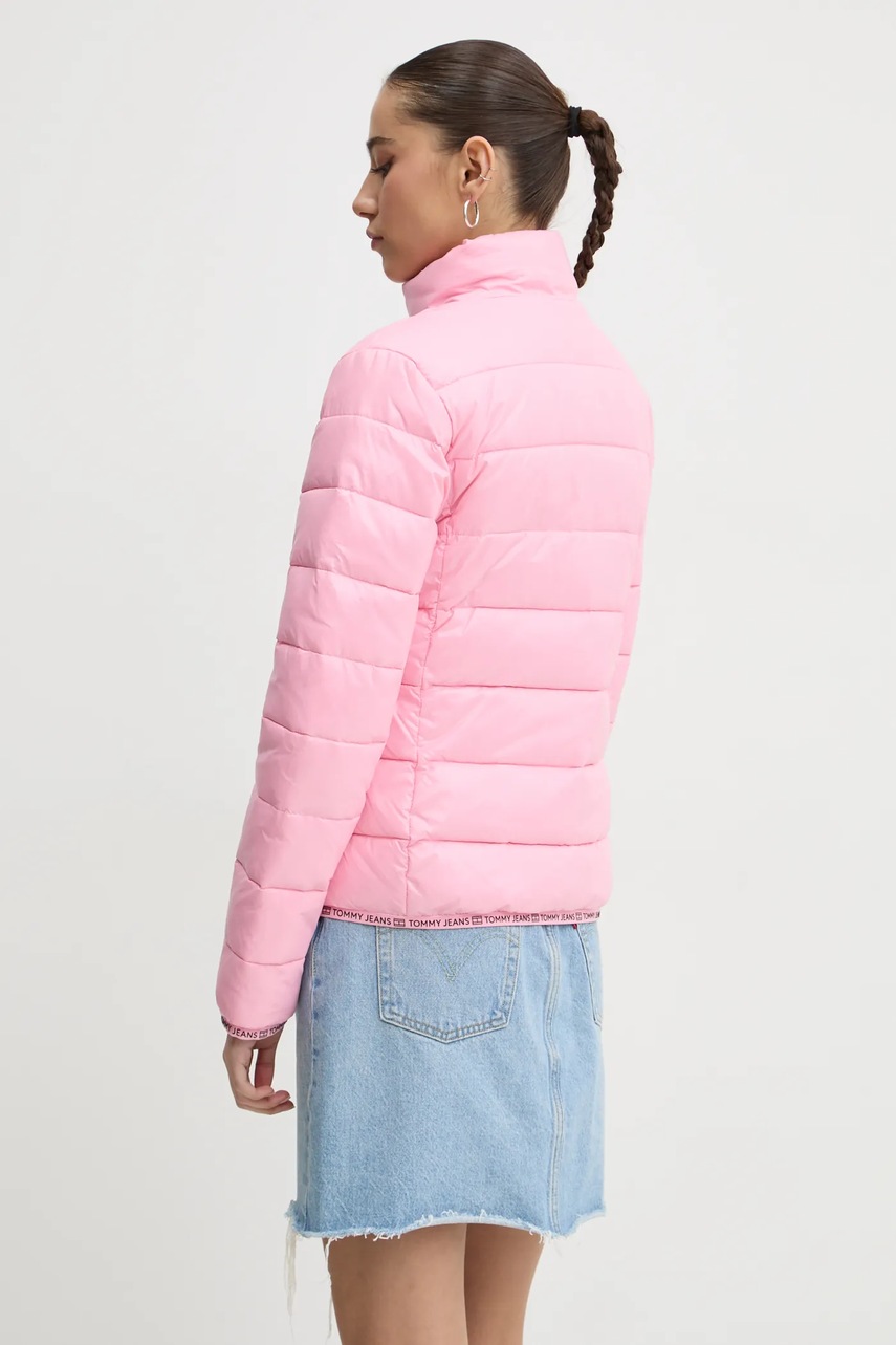 Куртка Tommy Jeans жіноча колір рожевий зимова DW0DW19312 