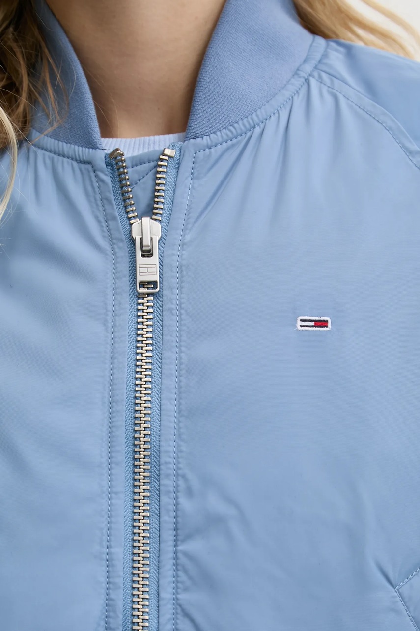 Куртка-бомбер Tommy Jeans жіноча перехідна oversize DW0DW19316 