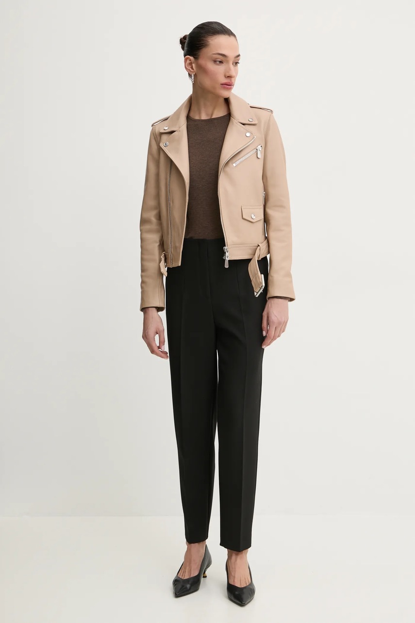Кожаная куртка Pinko женская цвет бежевый переходная 103897 A21L Кожаная куртка Pinko женская цвет бежевый переходная 103897 A21L