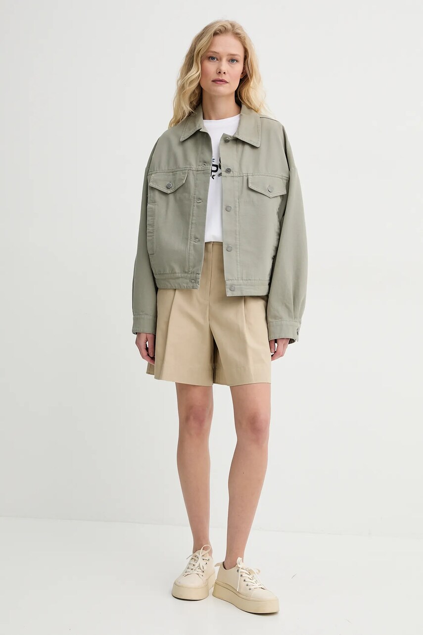 Хлопковая куртка A.P.C. blouson cally цвет зелёный переходная oversize COGBJ.F02905 Хлопковая куртка A.P.C. blouson cally цвет зелёный переходная oversize COGBJ.F02905
