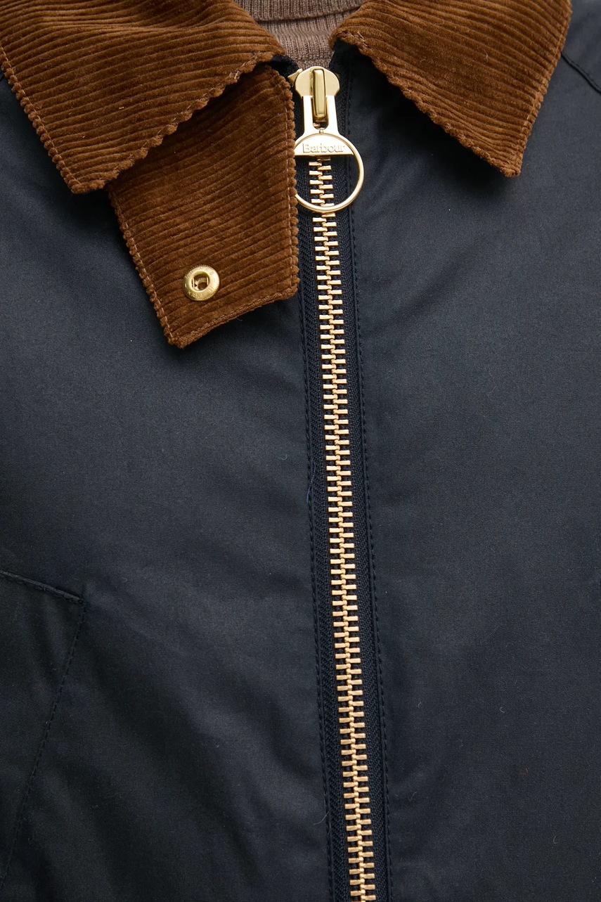 Куртка Barbour жіноча колір синій перехідна LWX1447NY71 
