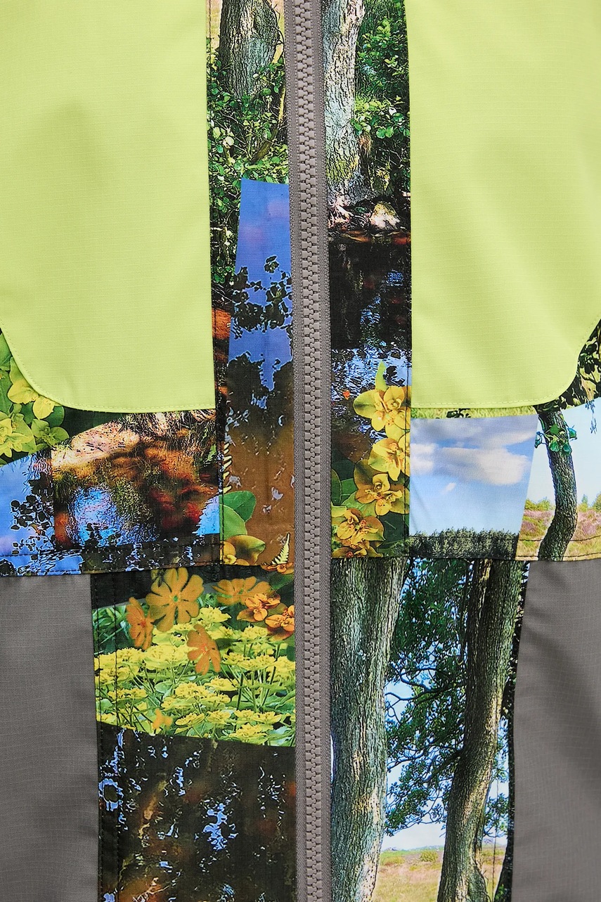 Αδιάβροχο μπουφάν adidas by Stella McCartney TrueNature Earth Collage χρώμα: πράσινο, JF8480 φωτογραφία