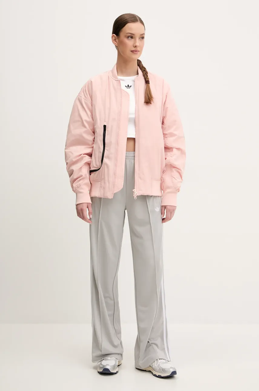 Куртка-бомбер adidas by Stella McCartney цвет розовый переходная oversize JF8467 Куртка-бомбер adidas by Stella McCartney цвет розовый переходная oversize JF8467