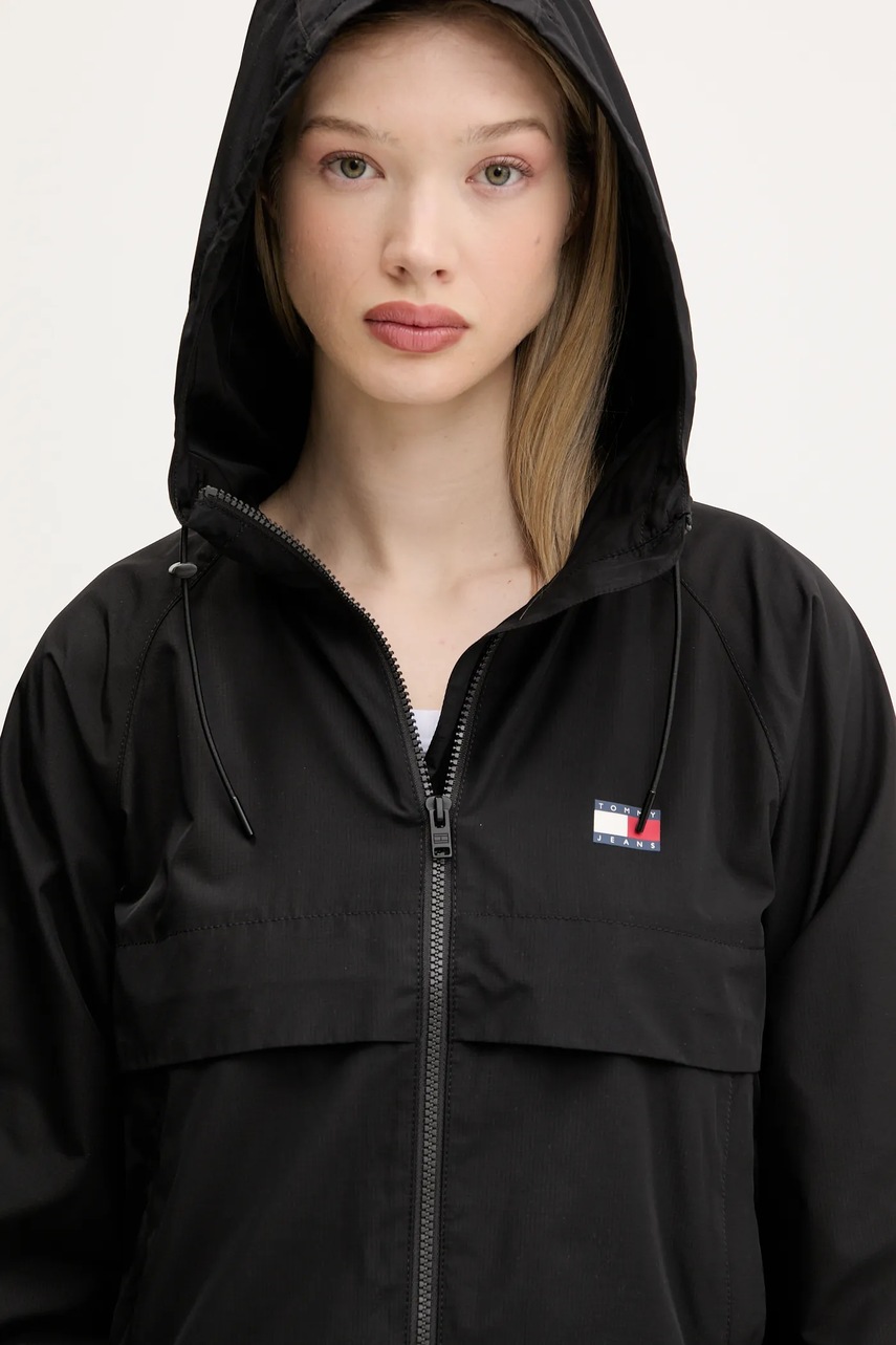 Tommy Jeans přechodová bunda dámská (obrázek 4)