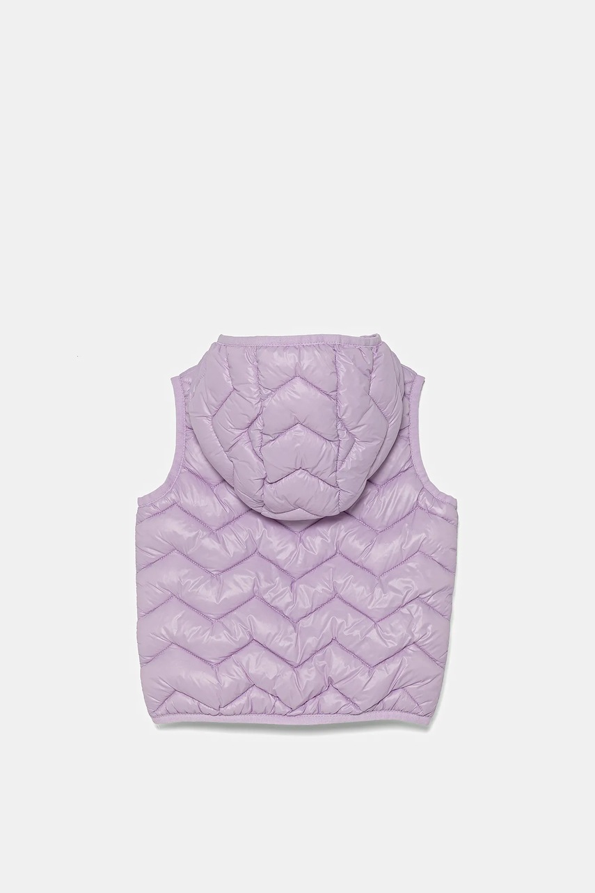 Детская безрукавка United Colors of Benetton цвет фиолетовый 21INGJ00H в Ивано-Франковске Детская безрукавка United Colors of Benetton цвет фиолетовый 21INGJ00H в Ивано-Франковске