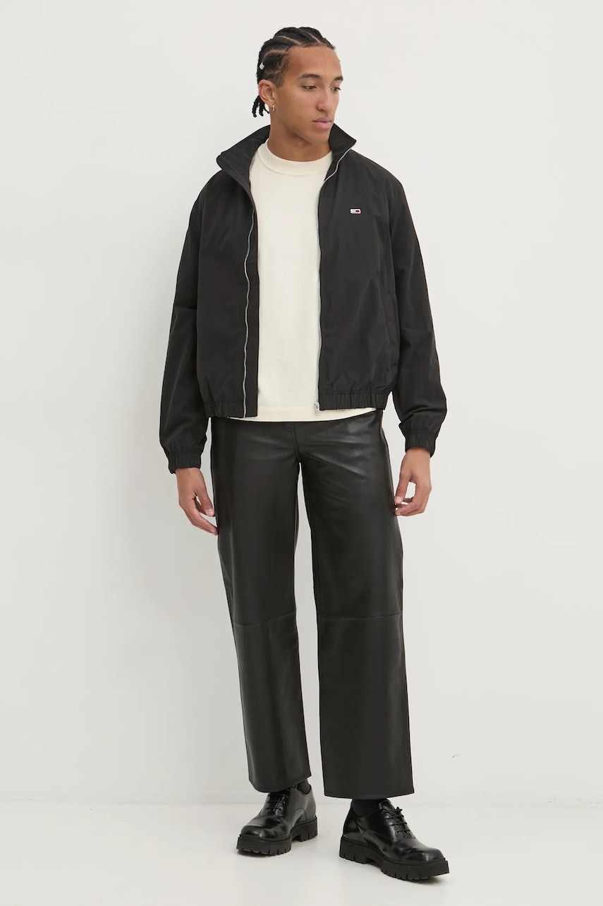 Куртка Tommy Jeans мужская цвет чёрный переходная oversize DM0DM20655 Куртка Tommy Jeans мужская цвет чёрный переходная oversize DM0DM20655